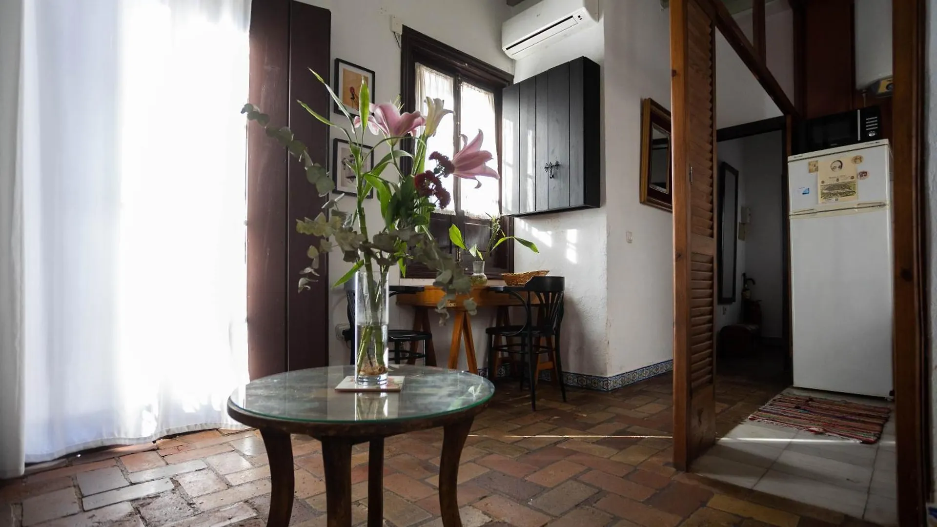 Casa Del Siglo XVII Villa Seville 0*,